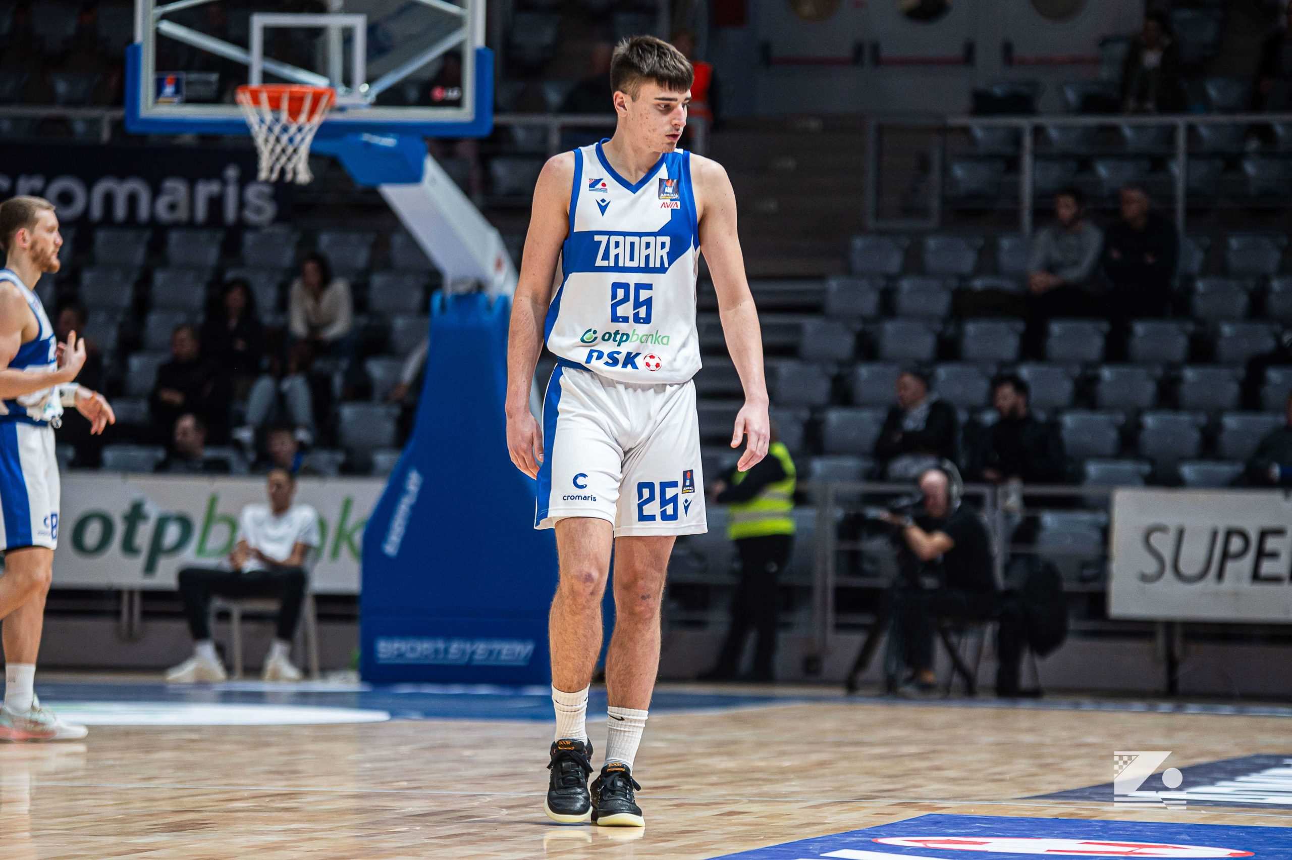 KK Zadar, KK Borac, Manuel Dundović