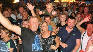 Virsko ljeto 2016: Tomislav Bralić i klapa Intrade oduševili 12 tisuća obožavatelja na virskoj rivi Virsko ljeto 2016: Tomislav Bralić i klapa Intrade oduševili 12 tisuća obožavatelja na virskoj rivi