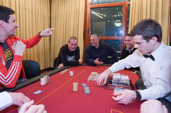 Atmosfera za stolom je bila vesela