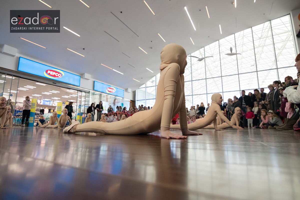 Plesni karneval u City Galleriji Plesni karneval u City Galleriji