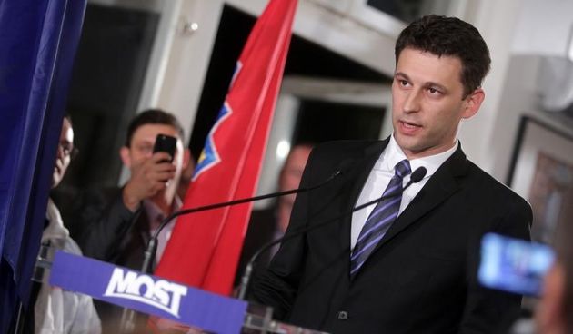 Atmosfera i zavrsno obracanje Boze Petrova u stozeru Mosta nezavisnih lista u restoranu Rougemarin. Photo: Grgur Zucko/PIXSELL