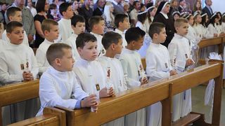 Bibinje: Sakrament Svete potvrde u župnoj crkvi Bibinje: Sakrament Svete potvrde u župnoj crkvi