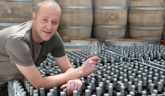 Dicmo: Ernest čuva vino u velikim “jajima”, foto: vecernji.hr