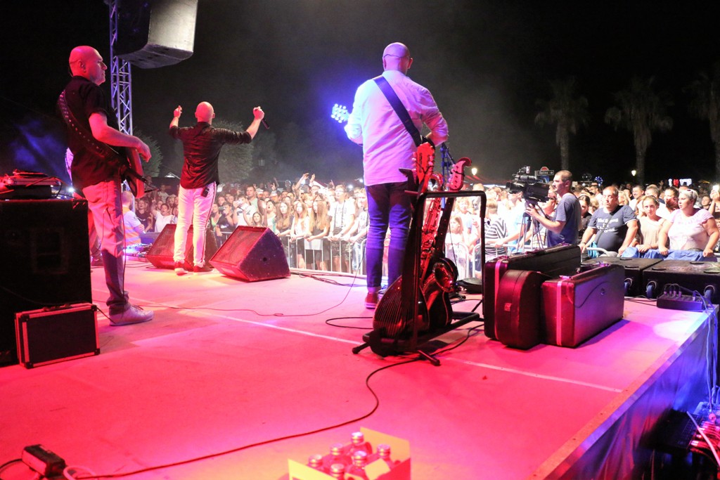 Prvi koncert popularnog slavonskog benda Vigor na otoku Viru