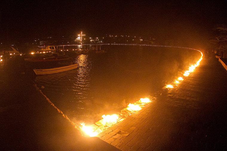 Sinoć je u Bibinjama na jedinstveni način obilježen Velik petak, foto: Leo Banić Sinoć je u Bibinjama na jedinstveni način obilježen Velik petak, foto: Leo Banić