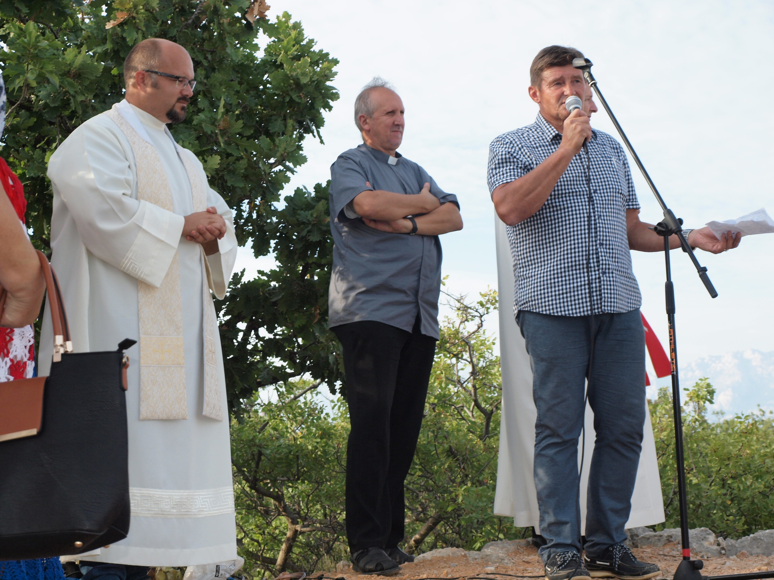 Blagosolov križa na brdu Brisnica Blagosolov križa na brdu Brisnica