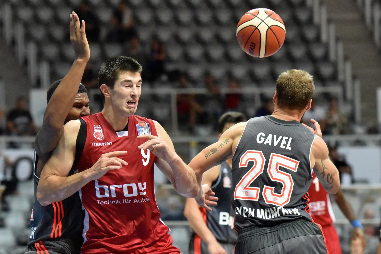 #ZDBT2017: FC Bayern Munchen – Brose Bamberg 71-58 #ZDBT2017: FC Bayern Munchen – Brose Bamberg 71-58