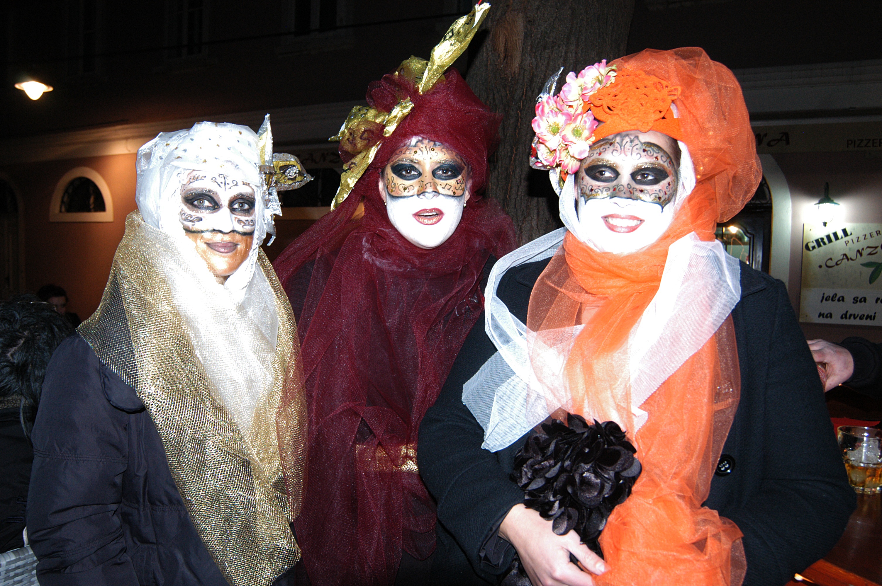 Caffe bar Kult: Kitsch party i Pacific bullets Caffe bar Kult: Kitsch party i Pacific bullets