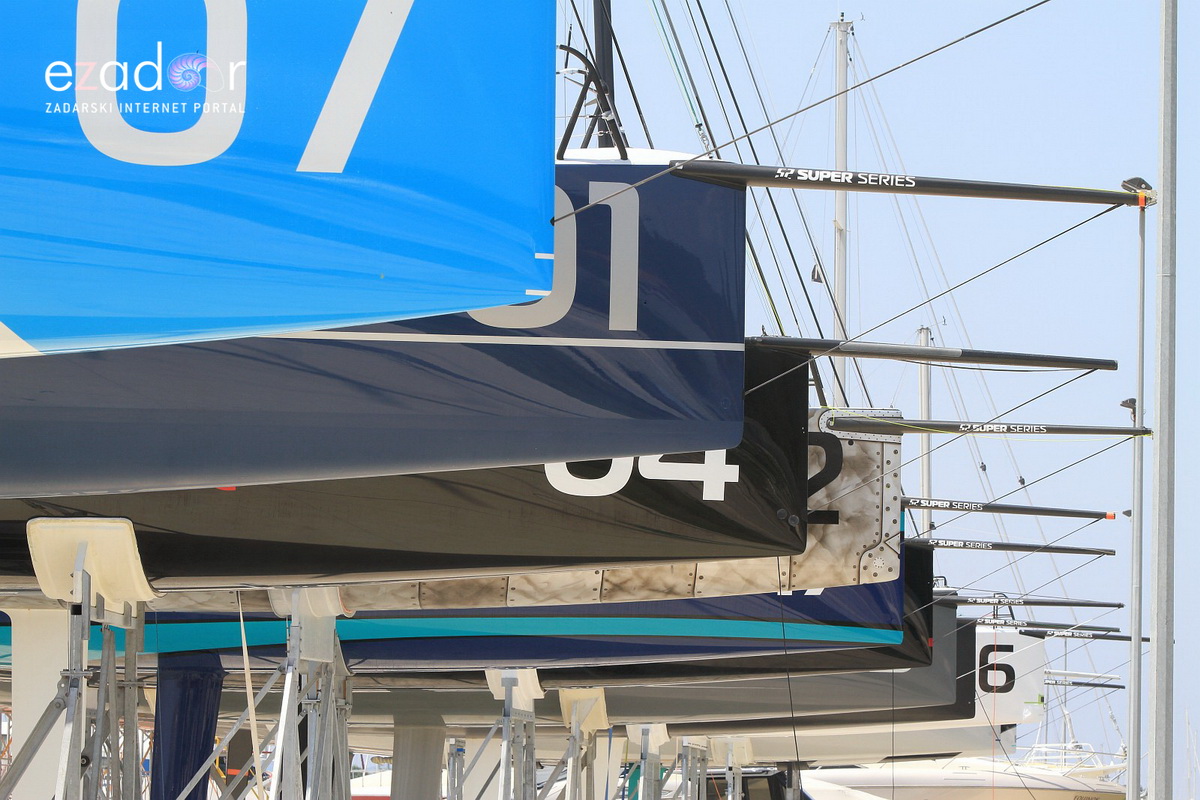 U marinu Dalmacija stigle jedrilice sudionice regate TP52 Super Series