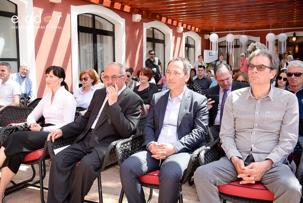 Svečano otvoren 18. Festival cvijeća Zadarske županije u Sv. Filip i Jakovu