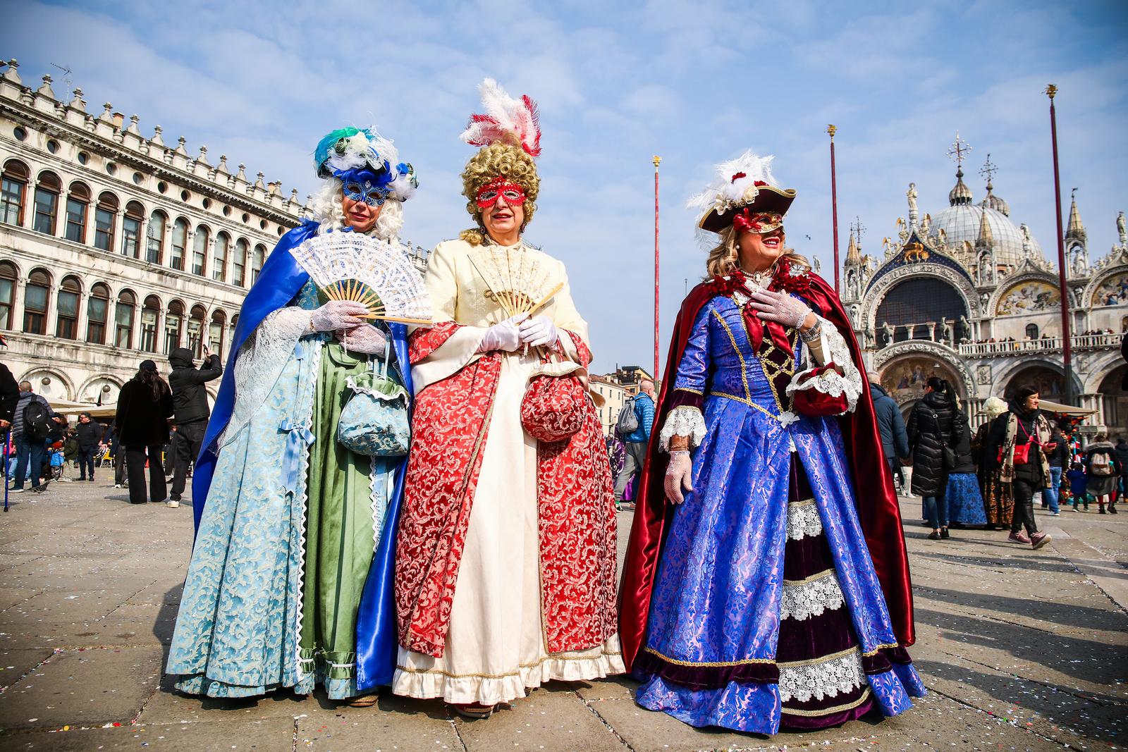 Venecijanski karneval ove godine je posvećen velikom ljubavniku Giacomu Casanovi Venecijanski karneval ove godine je posvećen velikom ljubavniku Giacomu Casanovi