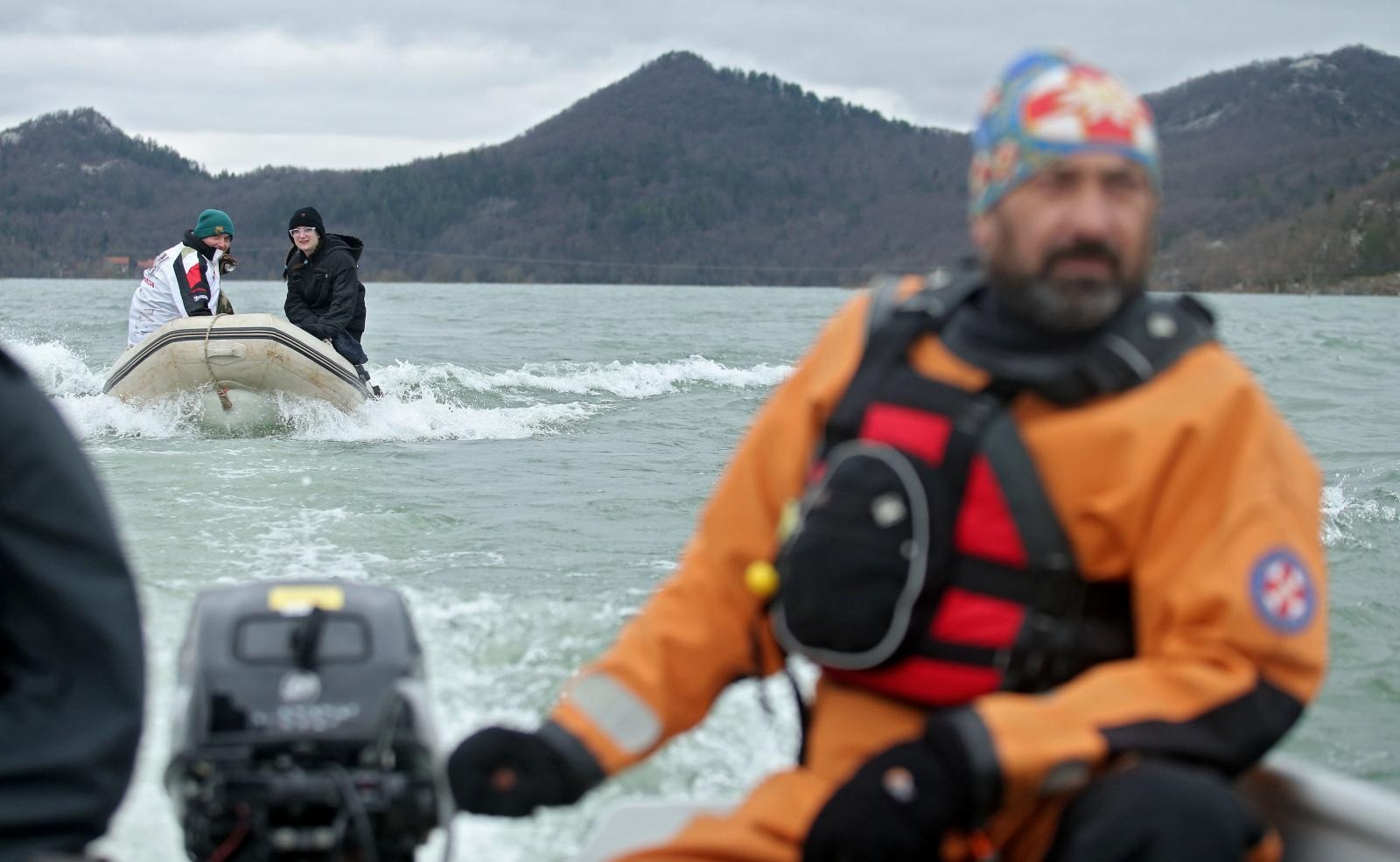 Na području Kosinja proglašeno izvanredno stanje obrane od poplava Na području Kosinja proglašeno izvanredno stanje obrane od poplava