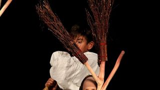 Diklo: “Šuma Striborova” u izvedbi kazališne radionice Donatolina, foto: Iva Perinčić Diklo: “Šuma Striborova” u izvedbi kazališne radionice Donatolina, foto: Iva Perinčić