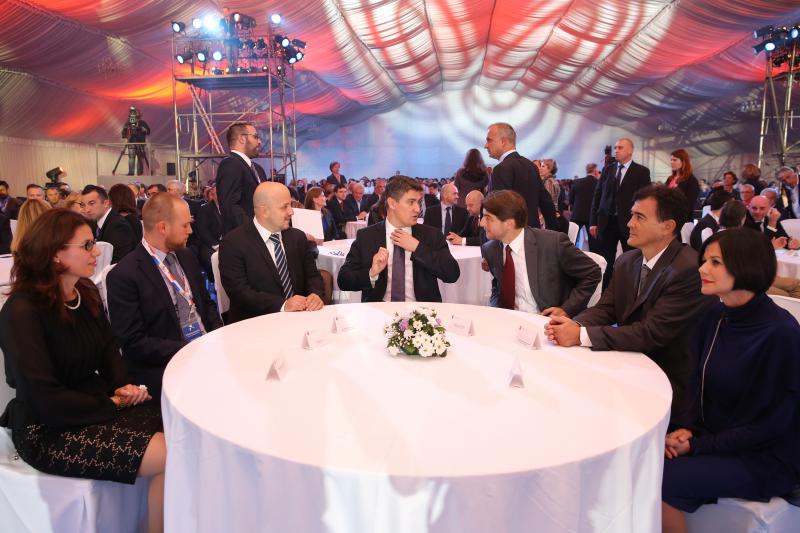 25.10.2013., Zadar – U Falkensteiner hotelu u Punta Skali dodjeljene su nagrade “Covjek – kljuc uspjeha u turizmu”. Svecanosti su prisustvovali premijer Zoran Milanovic te ministri Darko Lorencin i Gordan Maras te brojni drugi uvazeni gosti. Photo: Fili