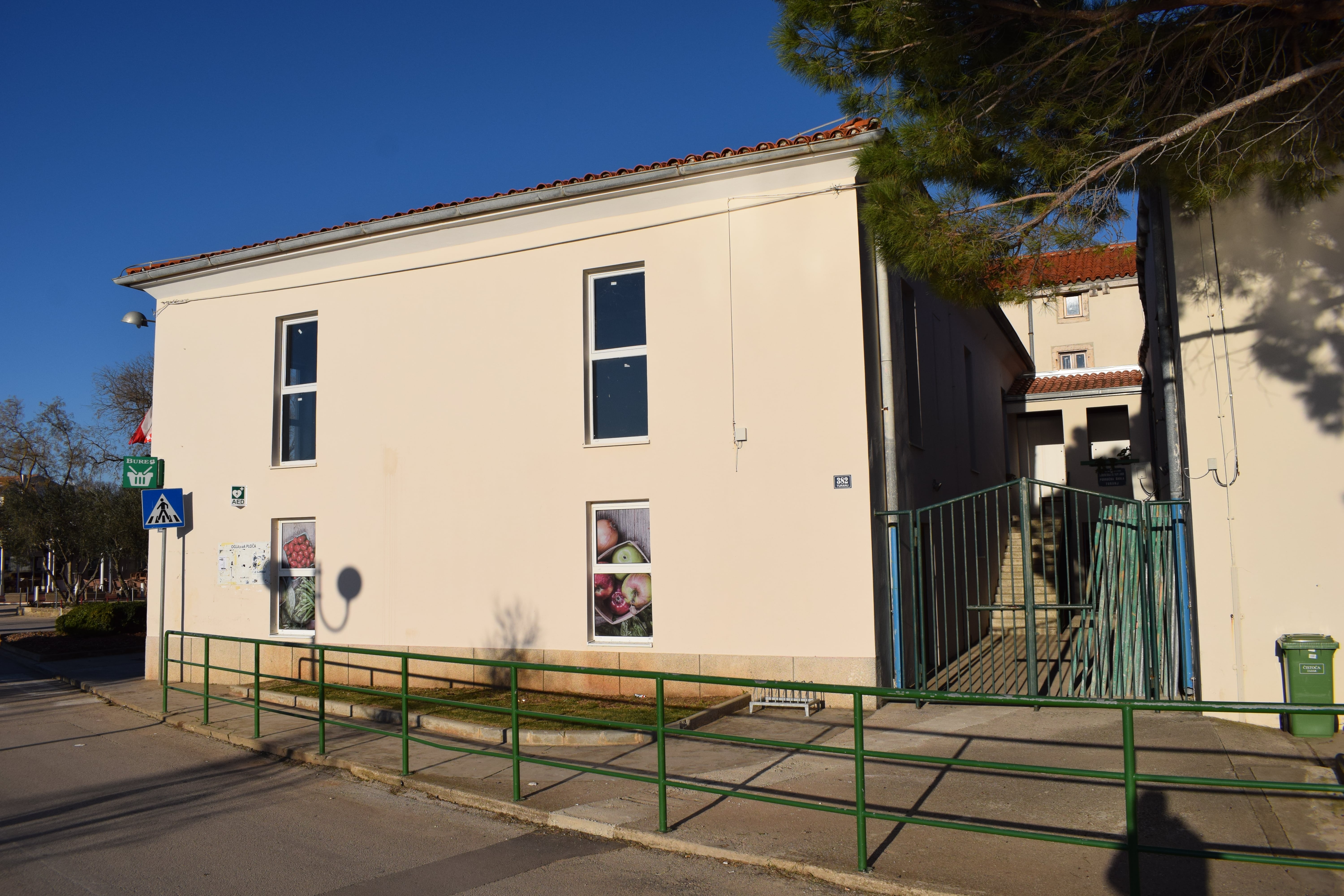 Rekonstrukcija škole u Turnju Rekonstrukcija škole u Turnju