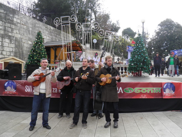 OLYMPUS DIGITAL CAMERA OLYMPUS DIGITAL CAMERA