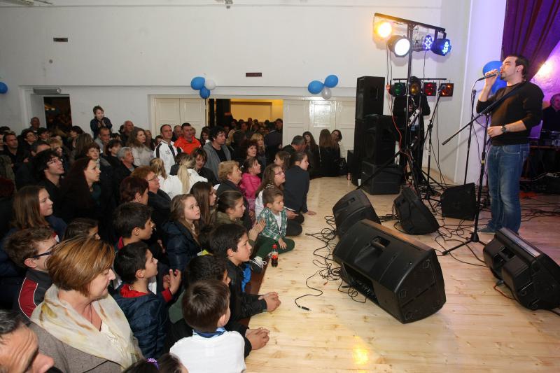 Kali: Oliver i prijatelji nastupili u sklopu akcije “Palčić gore”, Foto: Dino Stanin/PIXSELL Kali: Oliver i prijatelji nastupili u sklopu akcije “Palčić gore”, Foto: Dino Stanin/PIXSELL