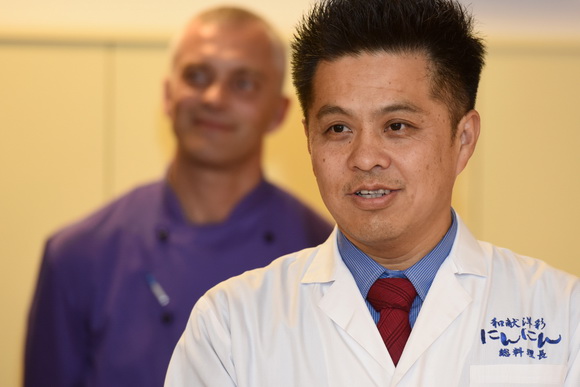 Tuna, Sushi & Wine Festival: Japanski masterchef Nakatsuji održao edukaciju pripreme tradicionalnih japanskih jela Tuna, Sushi & Wine Festival: Japanski masterchef Nakatsuji održao edukaciju pripreme tradicionalnih japanskih jela