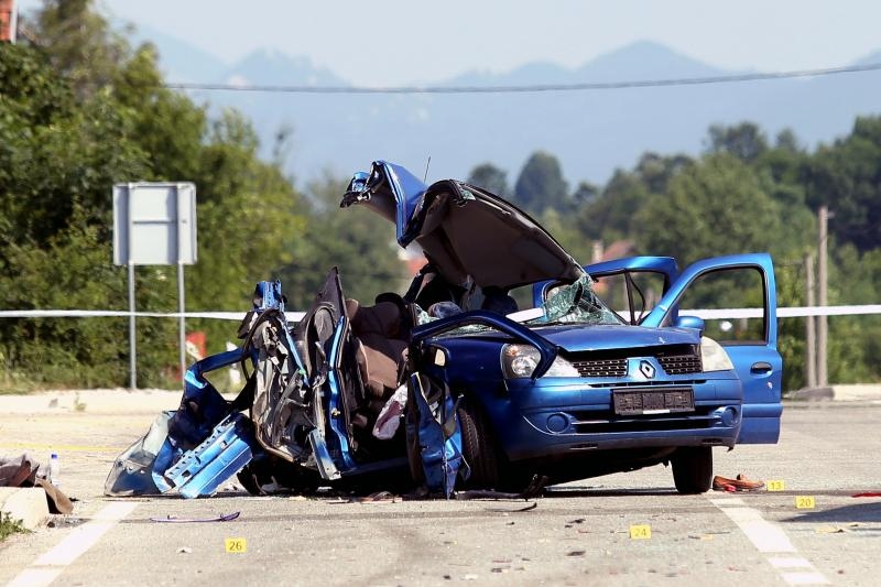 Stravična prometna nesreća u Ličkom Cerju na državnoj cesti D50