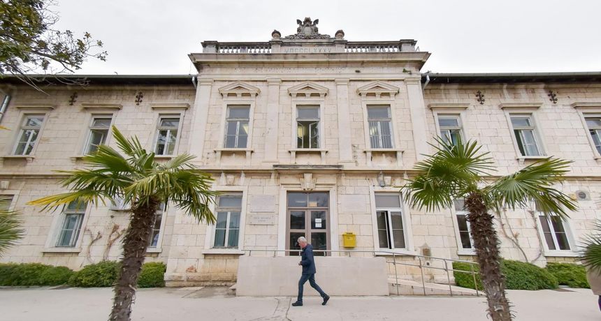 Opća bolnica Zadar- Prijemna zgrada Opća bolnica Zadar- Prijemna zgrada