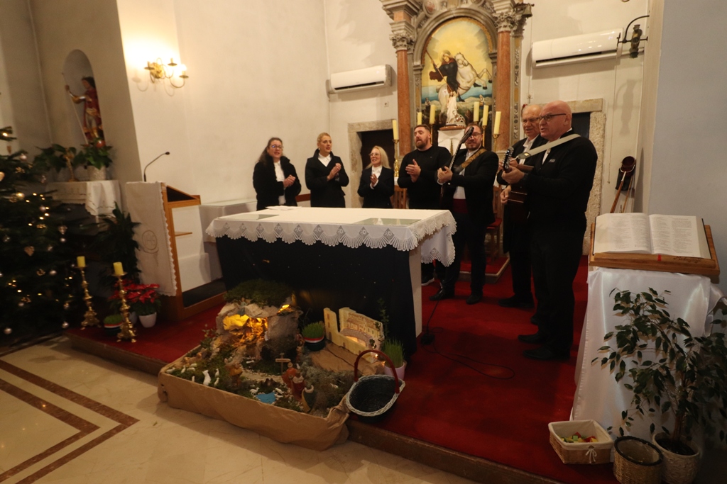 Susret klapa u crkvi sv. Jurja Susret klapa u crkvi sv. Jurja