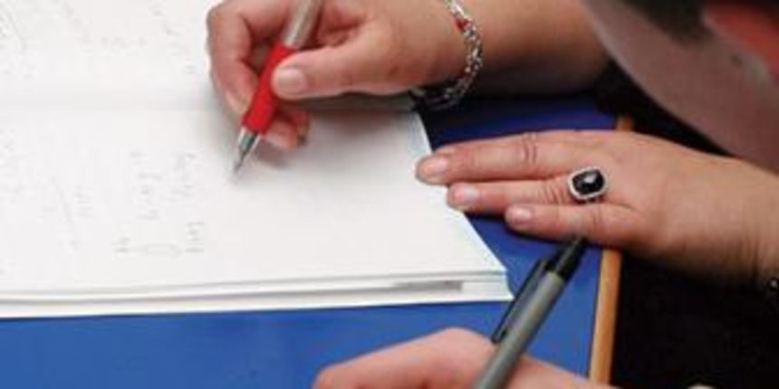 Učenje, pisanje, učenik, repeticije Učenje, pisanje, učenik, repeticije