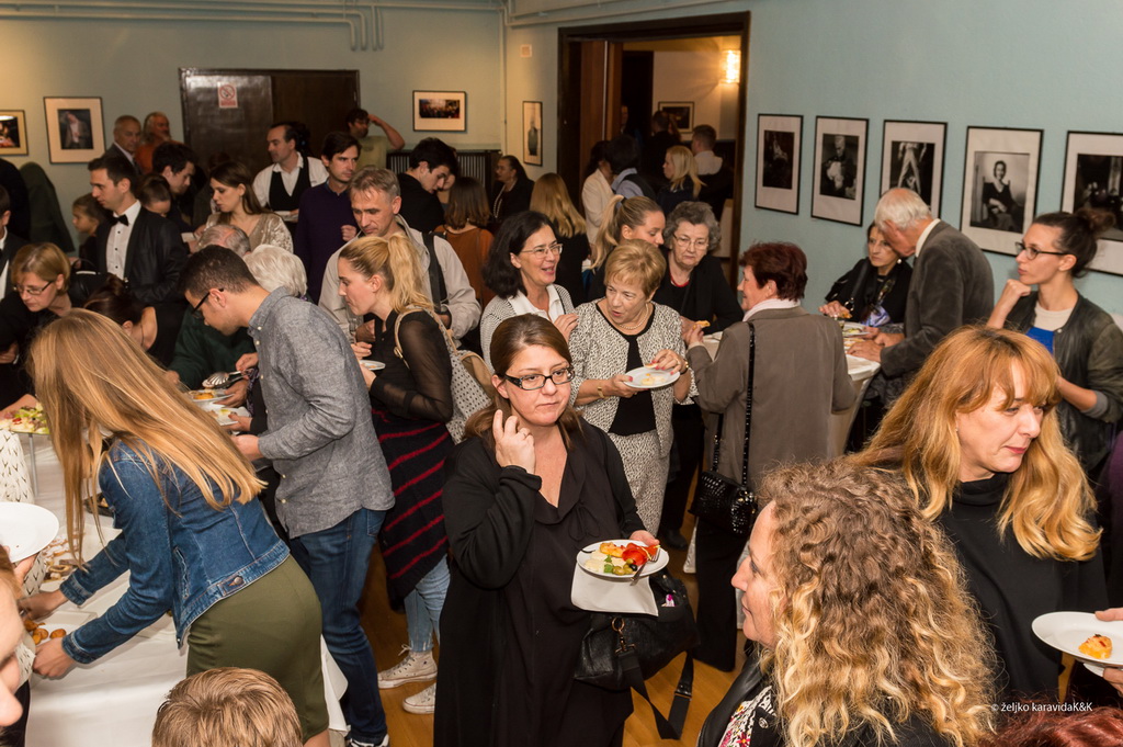 Simfonijski orkestar HRT-a pod ravnjanjem Enrica Dinda otvorio koncertnu sezonu u Zadru Simfonijski orkestar HRT-a pod ravnjanjem Enrica Dinda otvorio koncertnu sezonu u Zadru