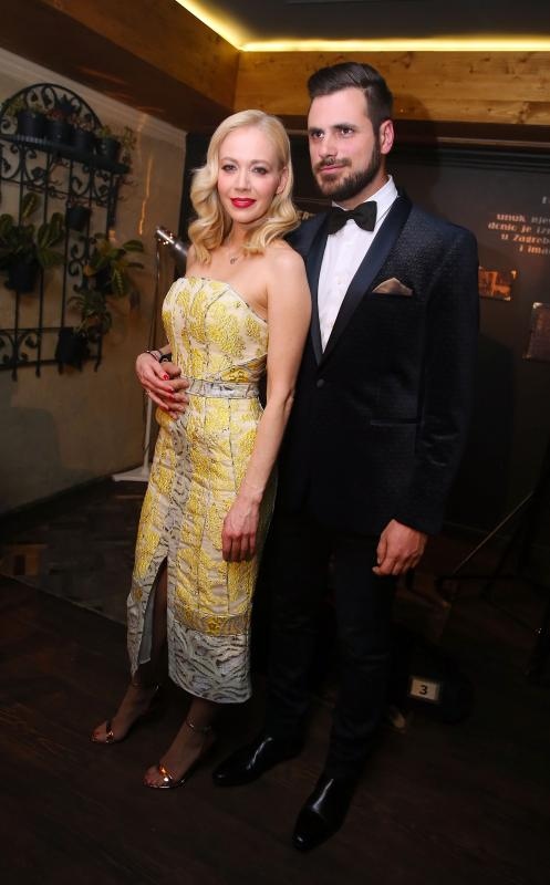 2CELLOS održali promociju novog albuma “Score” u kavani Johann Franck 2CELLOS održali promociju novog albuma “Score” u kavani Johann Franck