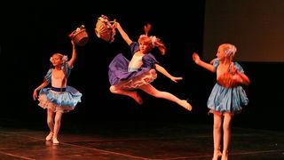 1. zadarski Plesni festival u čast Nives Šimatović Predovan, Foto: Mladen Radolović Mrlja 1. zadarski Plesni festival u čast Nives Šimatović Predovan, Foto: Mladen Radolović Mrlja