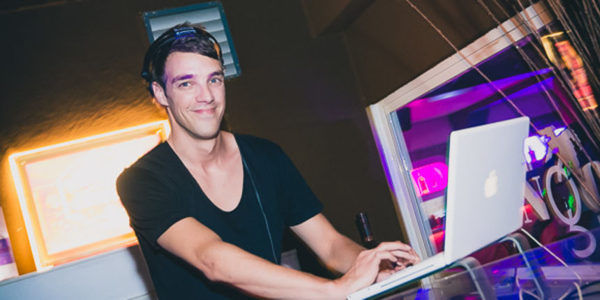 DJ Andrologic @ Cocktail bar Mango, 11.7.2015. (foto: Ivan Toman)