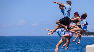 Zadarski maturanti obilježili kraj škole na rivi
