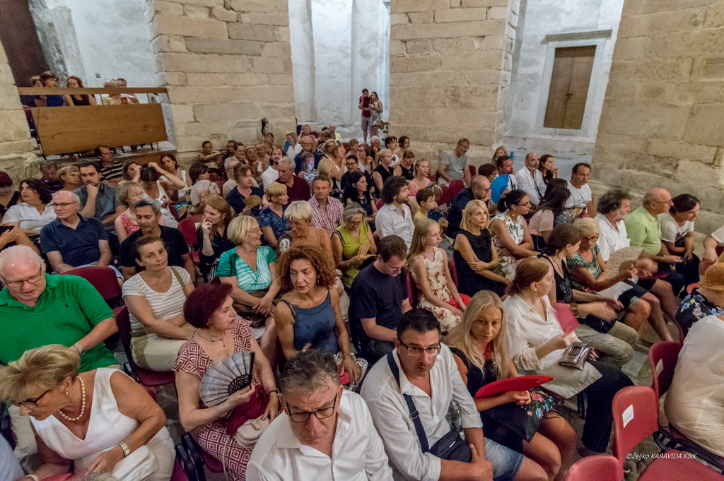 Synergia6 priredila spektakularan koncert  za kraj 57. Glazbenih večeri u Sv. Donatu