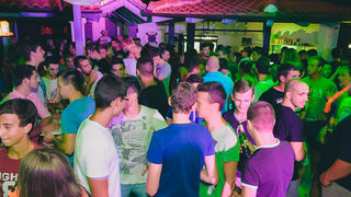 Turanjska fešta u Menfisto baru, 16.7.2015. (foto: Ivan Toman) Turanjska fešta u Menfisto baru, 16.7.2015. (foto: Ivan Toman)