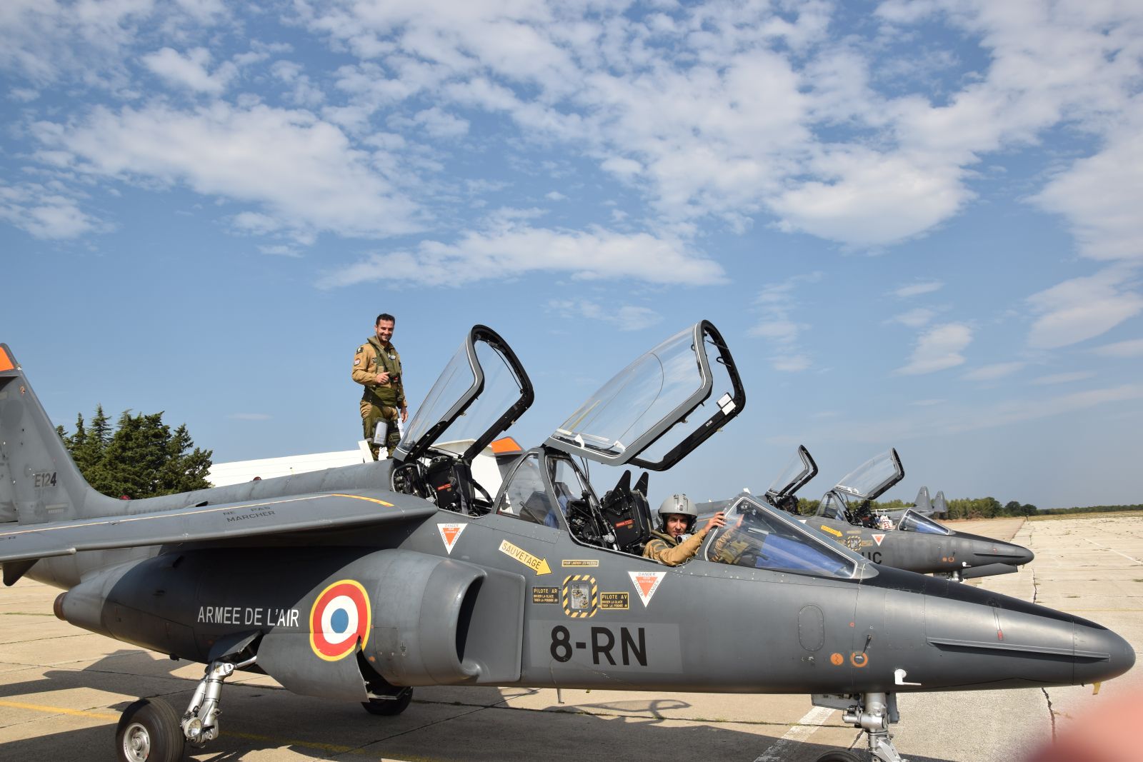 Francuski vojni avioni u vojarni “Pukovnik Mirko Vukušić”u Zemuniku Francuski vojni avioni u vojarni “Pukovnik Mirko Vukušić”u Zemuniku