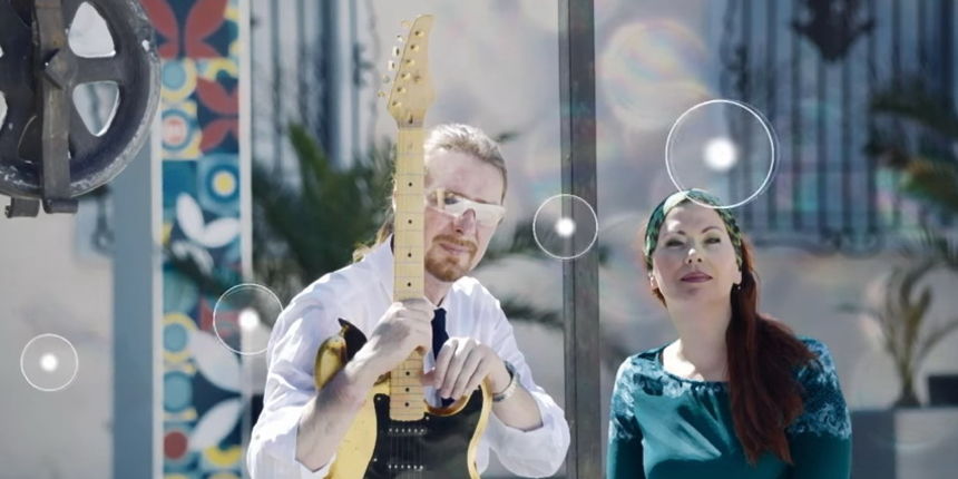 Ivica Ražov ifeat. Antonia- Igračka