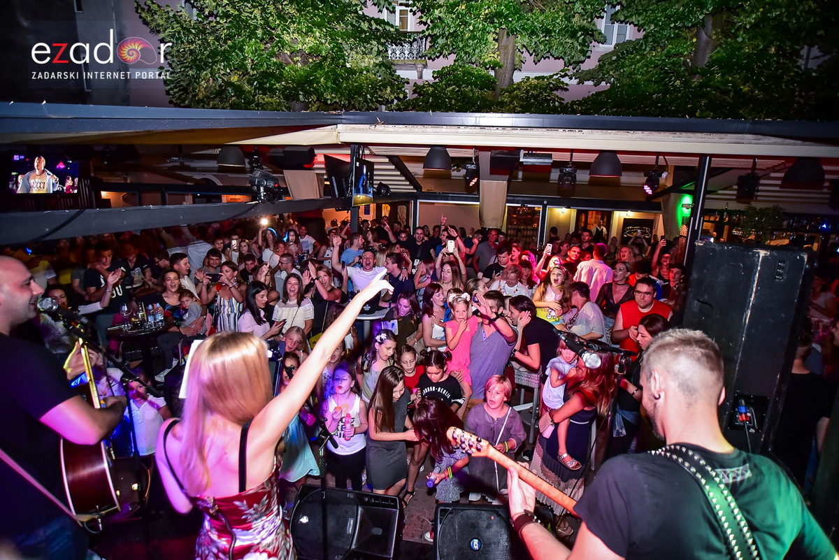 Domenica @ Kult Caffebar