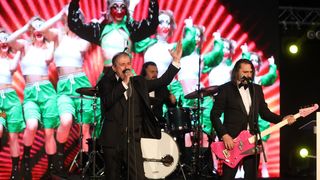 Let 3 nastupio na svečanom obilježavanju 50. obljetnice Sveučilišta u Rijeci Let 3 nastupio na svečanom obilježavanju 50. obljetnice Sveučilišta u Rijeci