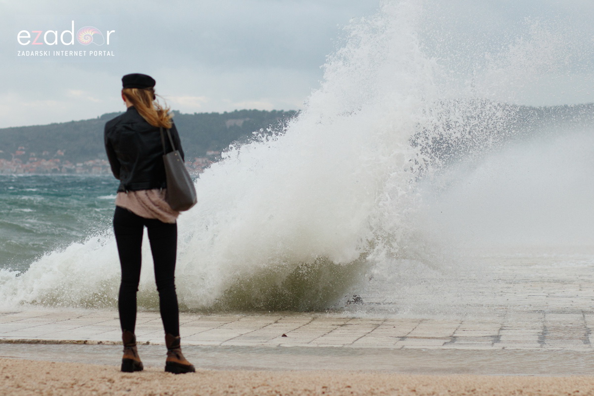 Đir po gradu, ponedjeljak 28. prosinca 2020. Đir po gradu, ponedjeljak 28. prosinca 2020.