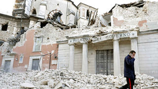 Potres u LAquili (Foto: lastampa.it)