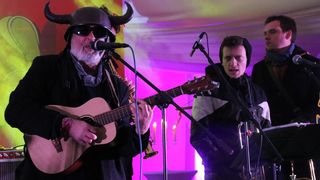 Maškarana Republika preuzela vlast u Viru