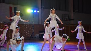 Plesna Božićna čarolija na otoku Pagu