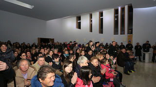 Blagdanski koncert okupio je brojne izvođače. Nastupio je Marko Perković Thompson, klapa Luna, klapa Kalelarga, klapa Hrvace