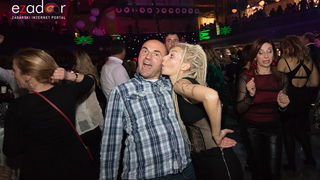 Ludnica u Saturnusu: Najbolji doček u svemiru i šire Ludnica u Saturnusu: Najbolji doček u svemiru i šire