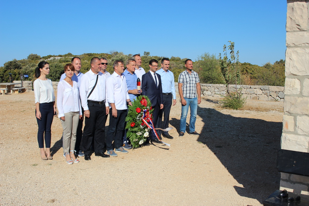 Zadarski HDZ obilježio Dan sjećanja na žrtve svih totalitarnih i autoritarnih režima