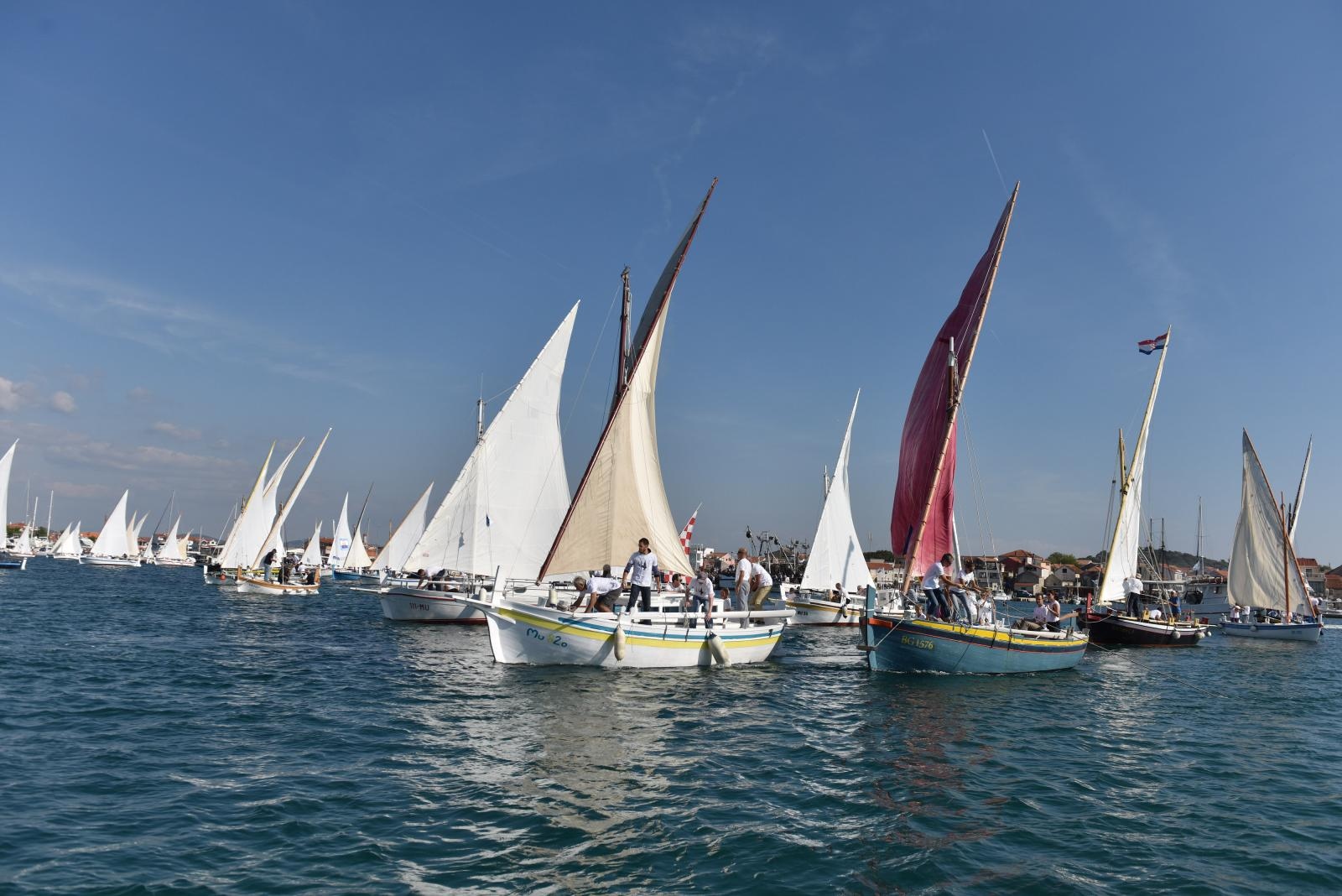 Murter: Održana tradicionalna regata Latinsko idro