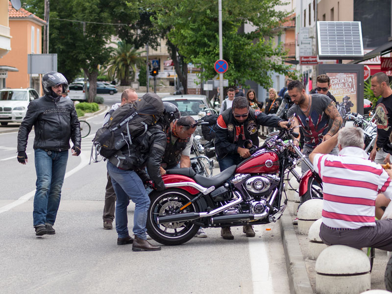 OLYMPUS DIGITAL CAMERA OLYMPUS DIGITAL CAMERA