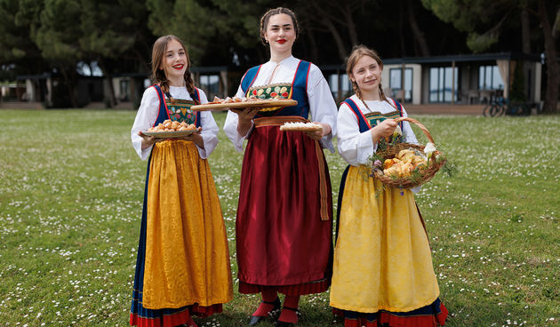 Materine užance @ kamp Crkvine, Vransko jezero Materine užance @ kamp Crkvine, Vransko jezero