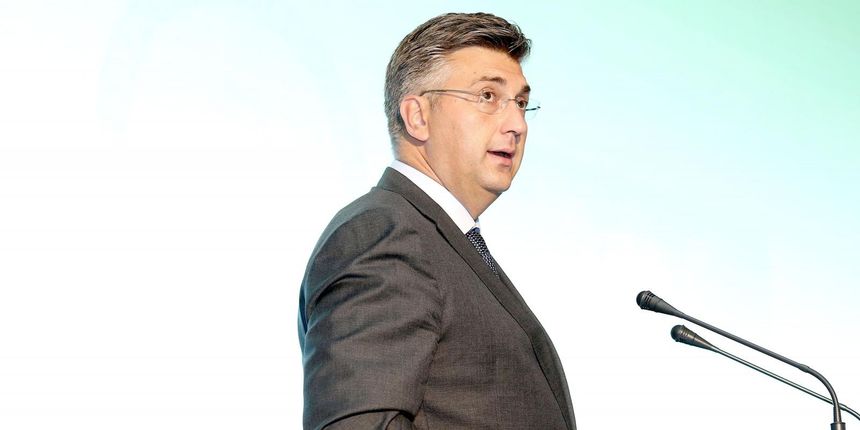 U hotelu Esplanade odrzana je konferencija Hrvatska obrambena industrija kao izvozni brend. Premijer Andrej Plenkovic.