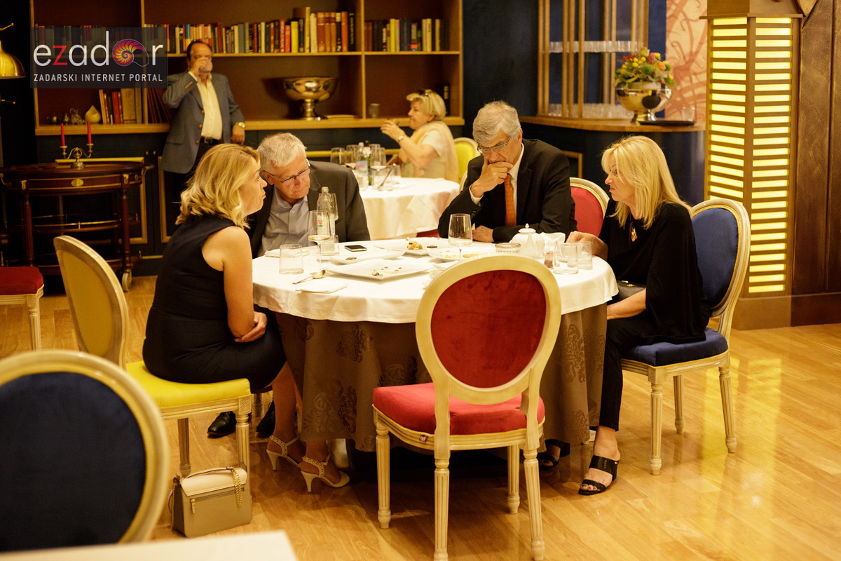 Otvoren potpuno preuređen Restoran Kornat