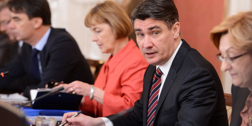 Zagreb, 250413.
Markov trg.
U Banskim dvorima odrzana je redovita sjednica Vlade republike Hrvatske.
Na fotografiji: Zoran Milanovic.
Foto: Goran Mehkek / CROPIX